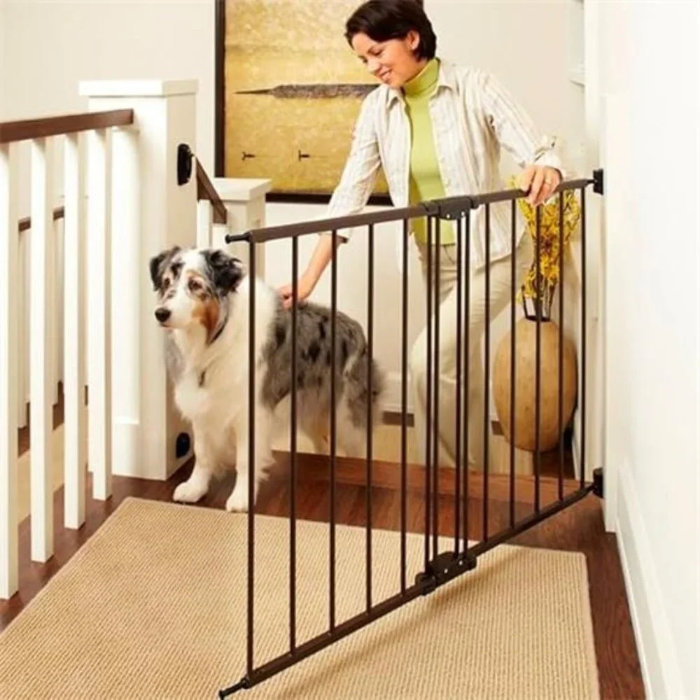 Windsor Walk Thru Pet Gate: 28.68